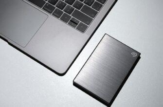 black iphone 7 on macbook